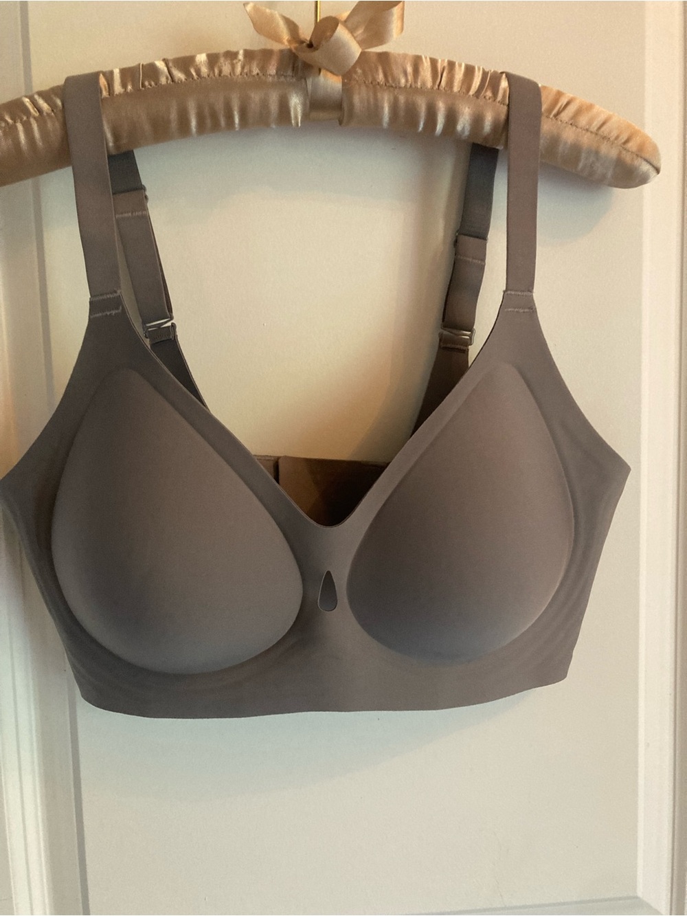 SHECURVE Invisible Jelly Lift Bra